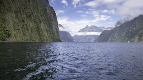 milford sound new zealand 2412246